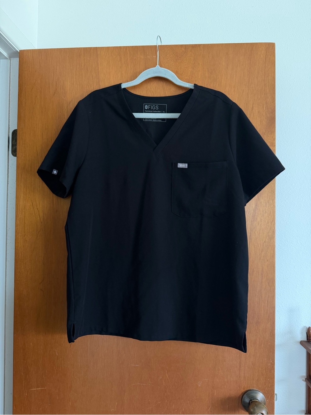 Figs Catarina One Pocket Scrub Top